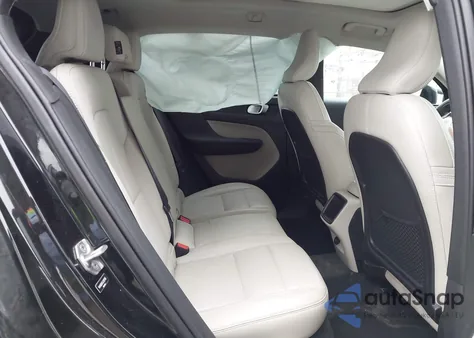 2020 Volvo Xc40 T5 Momentum from USA, damaged, VIN YV4162UK2L2325765